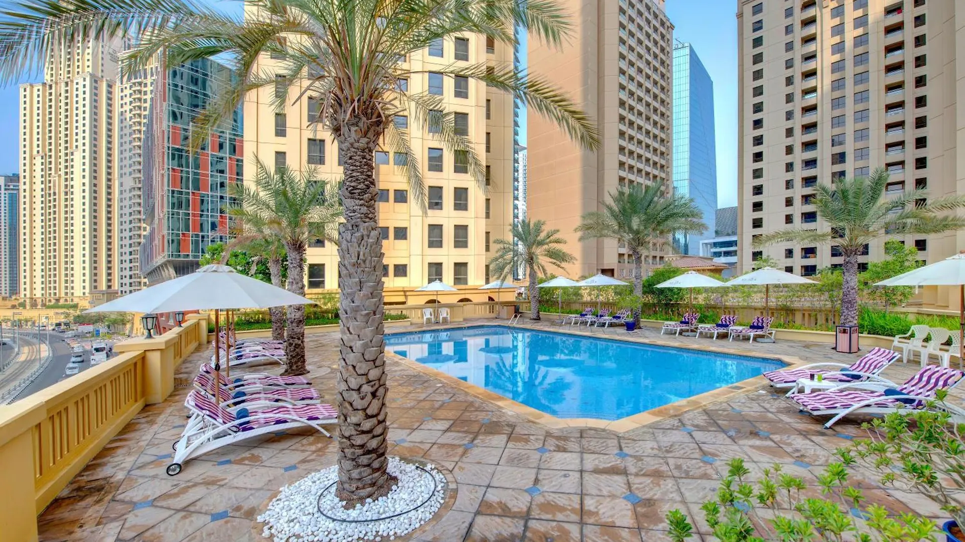 Suha Jbr Hotel Apartments Dubai 4*,