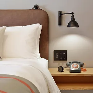 https://moxy-kinshicho.alltokyohotels.com