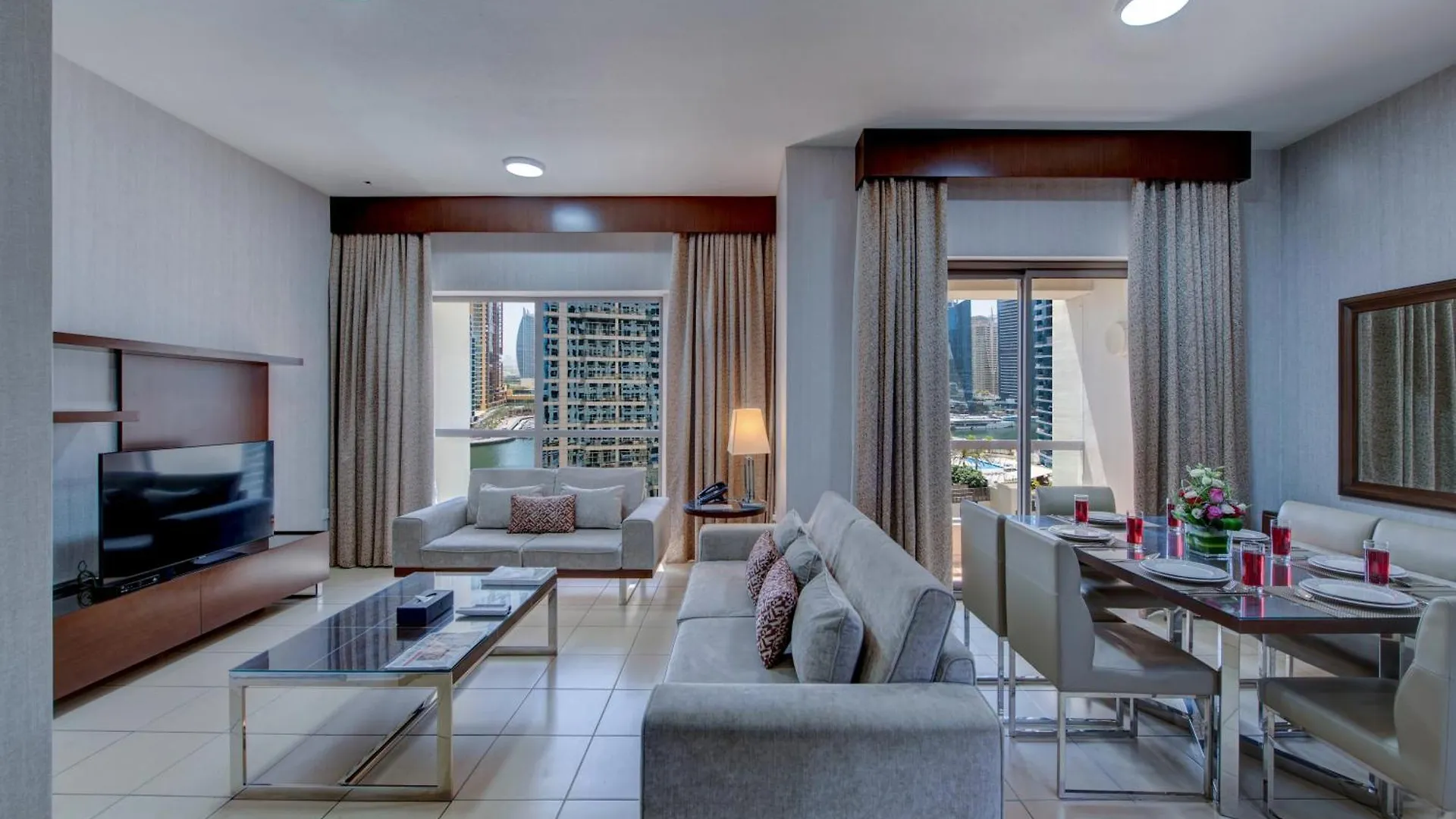 Suha Jbr Hotel Apartments Dubaï