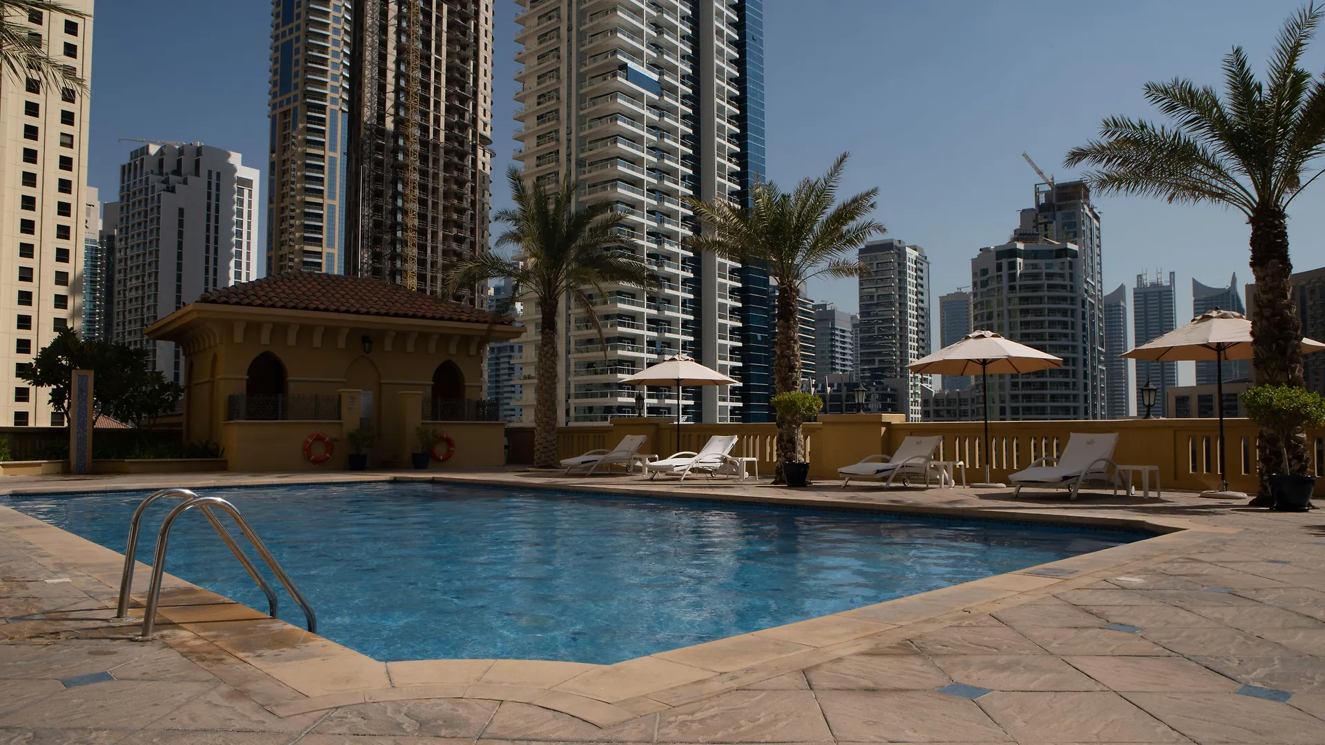 Suha Jbr Hotel Apartments Dubai 4*,