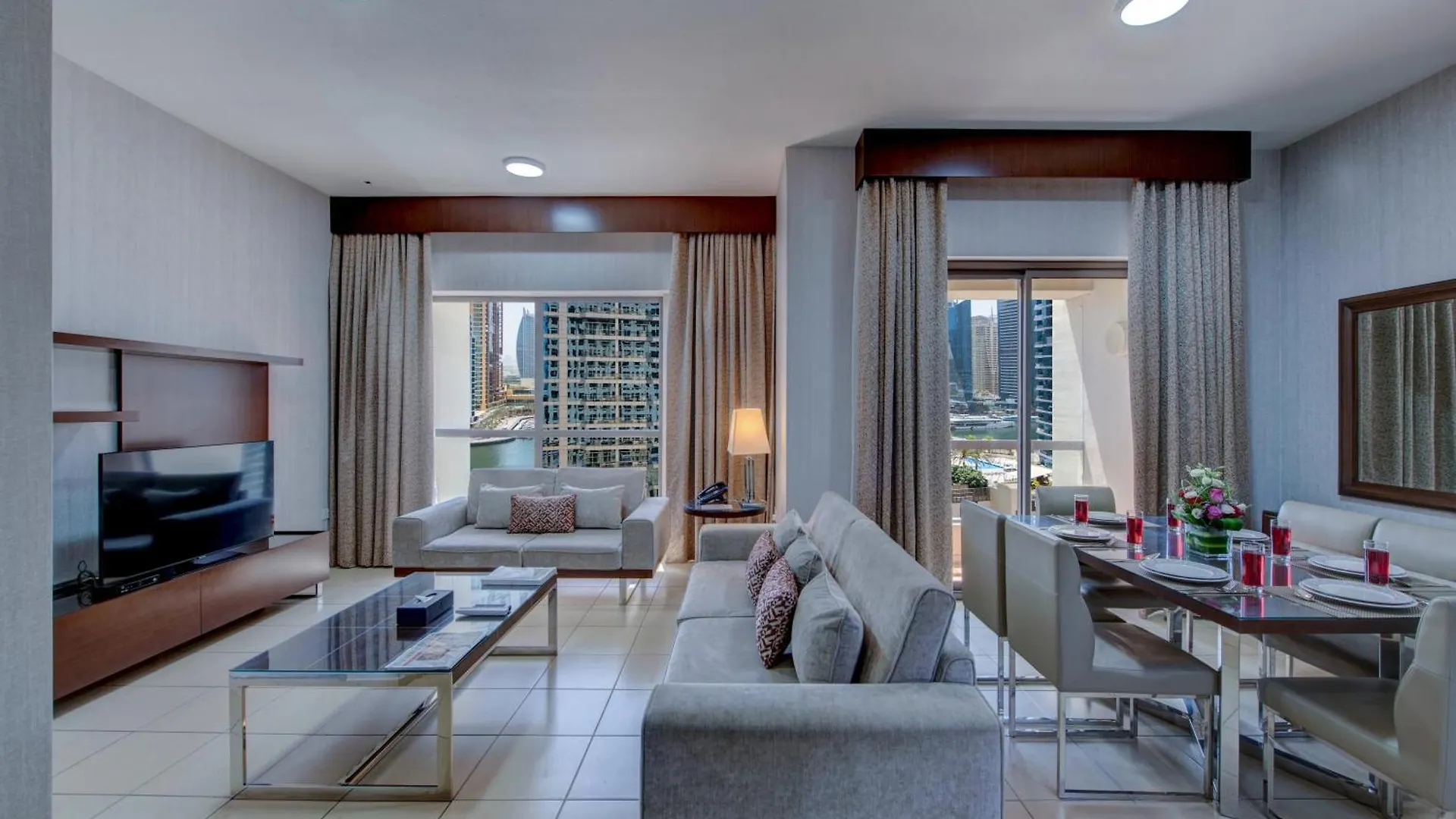 Suha Jbr Hotel Apartments Dubai Aparthotel